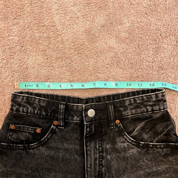 Cheap Monday Shorts - Picture 5 of 5